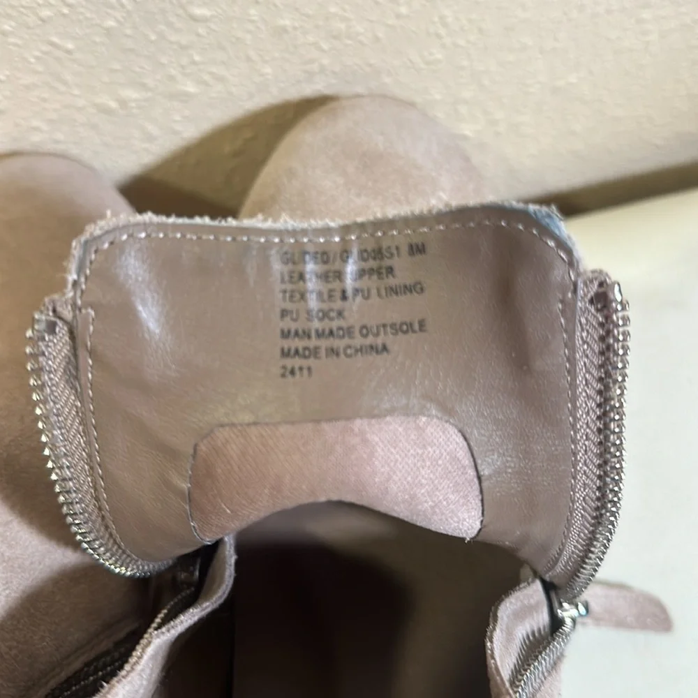 Steve Madden hightops size 8